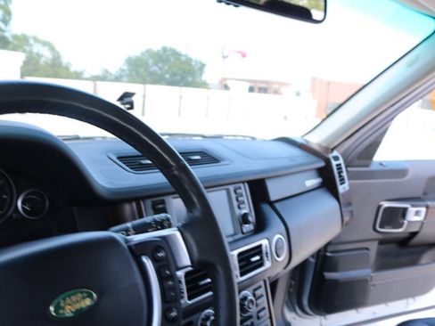 Used 2009 Land Rover Range Rover HSE AWD/4WD image 11