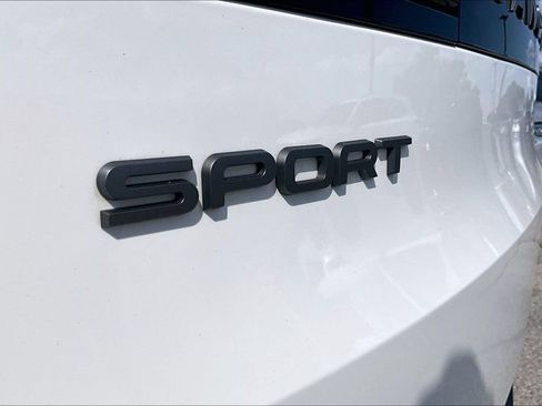 Used 2024 Land Rover Range Rover Sport SE AWD/4WD image 40