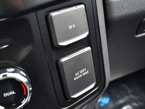 New 2026 Ford F250 Lariat w/ Chrome Package image 32