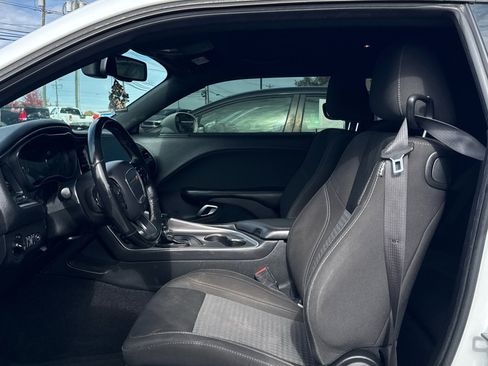Used 2020 Dodge Challenger SXT w/ Blacktop Package image 7