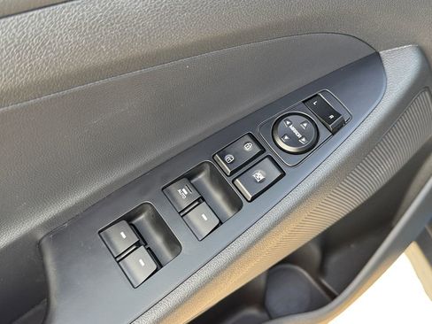 Used 2019 Hyundai Tucson SEL image 9