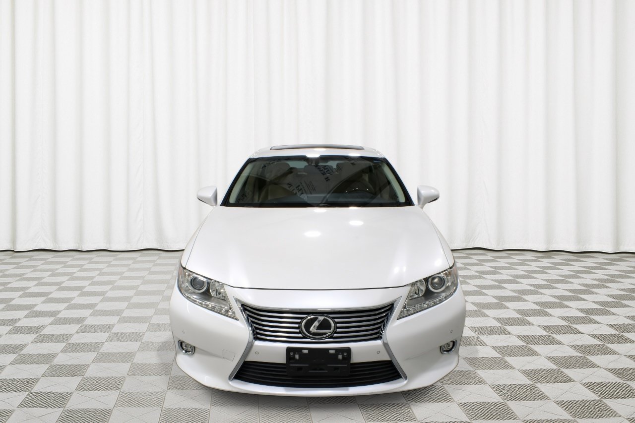 Used 2015 Lexus ES 350 w/ Luxury Package FWD image 8