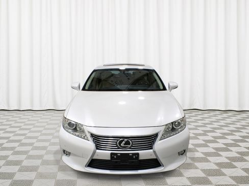 Used 2015 Lexus ES 350 w/ Luxury Package FWD image 8