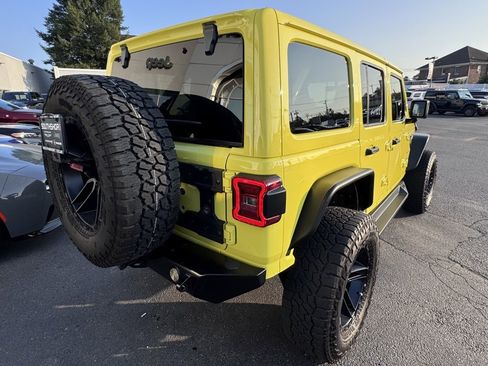 Certified 2022 Jeep Wrangler Unlimited Sahara w/ LED Lighting Group image 8