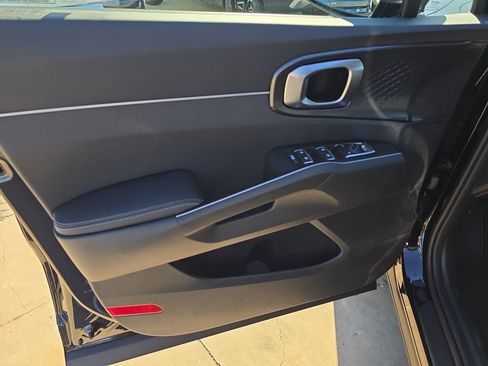 New 2026 Kia Sorento S AWD/4WD image 17