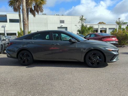 New 2026 Hyundai Elantra SEL Sport Premium image 8