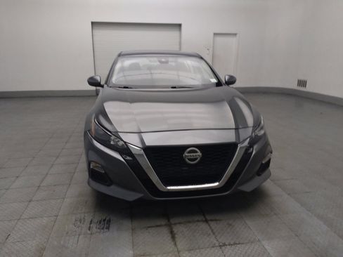 Used 2022 Nissan Altima 2.5 S FWD image 14