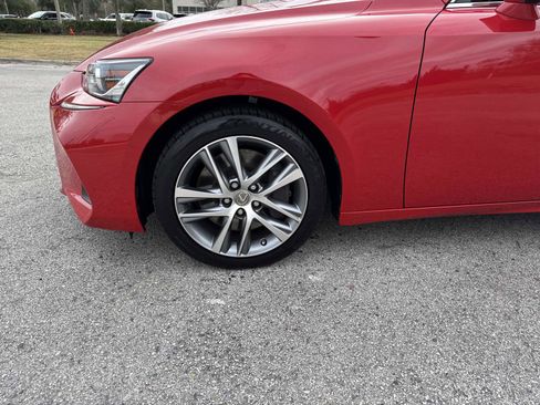 Used 2019 Lexus IS 300 300 image 9