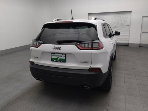 Used 2019 Jeep Cherokee Latitude Plus w/ Cold Weather Group AWD/4WD image 7