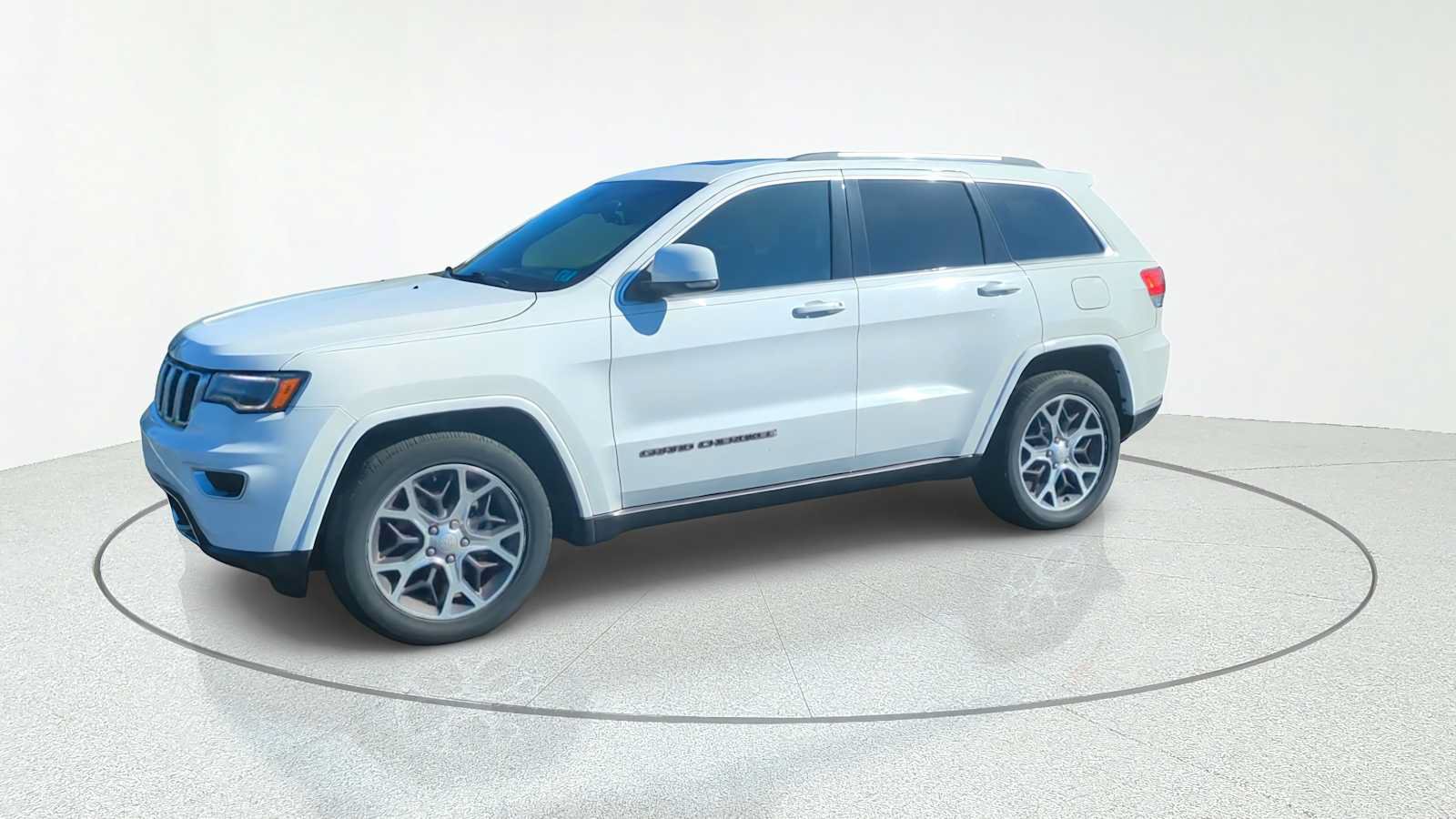 Used 2018 Jeep Grand Cherokee Limited RWD image 7