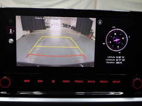 Used 2022 Kia Forte GT-Line w/ GT-Line Premium Package image 24