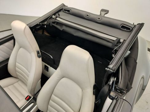 Used 1992 Porsche 911 Carrera RWD image 34