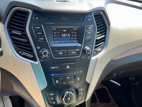 Used 2015 Hyundai Santa Fe GLS AWD/4WD image 9