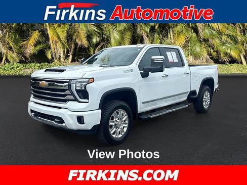 Used 2024 Chevrolet Silverado 2500 High Country AWD/4WD image 1