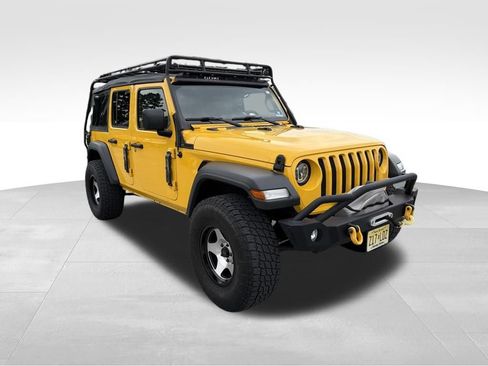 Used 2018 Jeep Wrangler Unlimited Sport AWD/4WD image 7