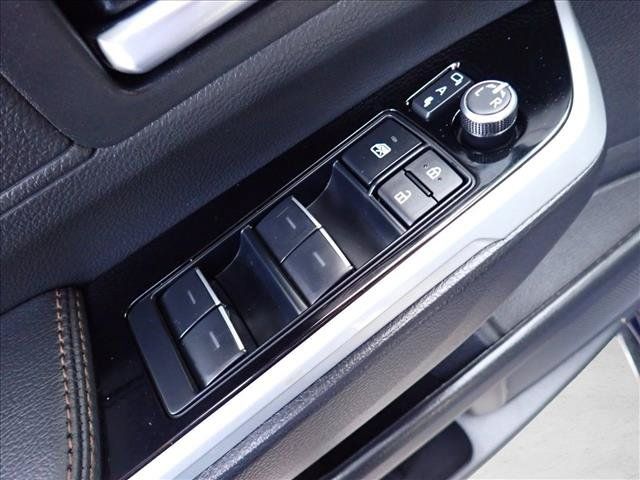 Certified 2026 Toyota Sienna Limited AWD/4WD image 19