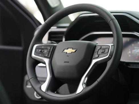 New 2026 Chevrolet Silverado 1500 LTZ w/ LTZ Premium Package AWD/4WD image 20