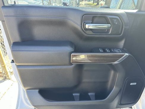 Used 2019 Chevrolet Silverado 1500 LT Trail Boss image 10