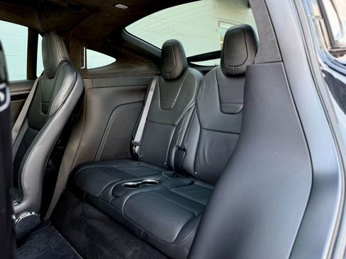 Used 2016 Tesla Model X 75D image 21