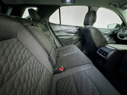 Used 2019 Chevrolet Equinox LT w/ Driver Convenience Package image 26