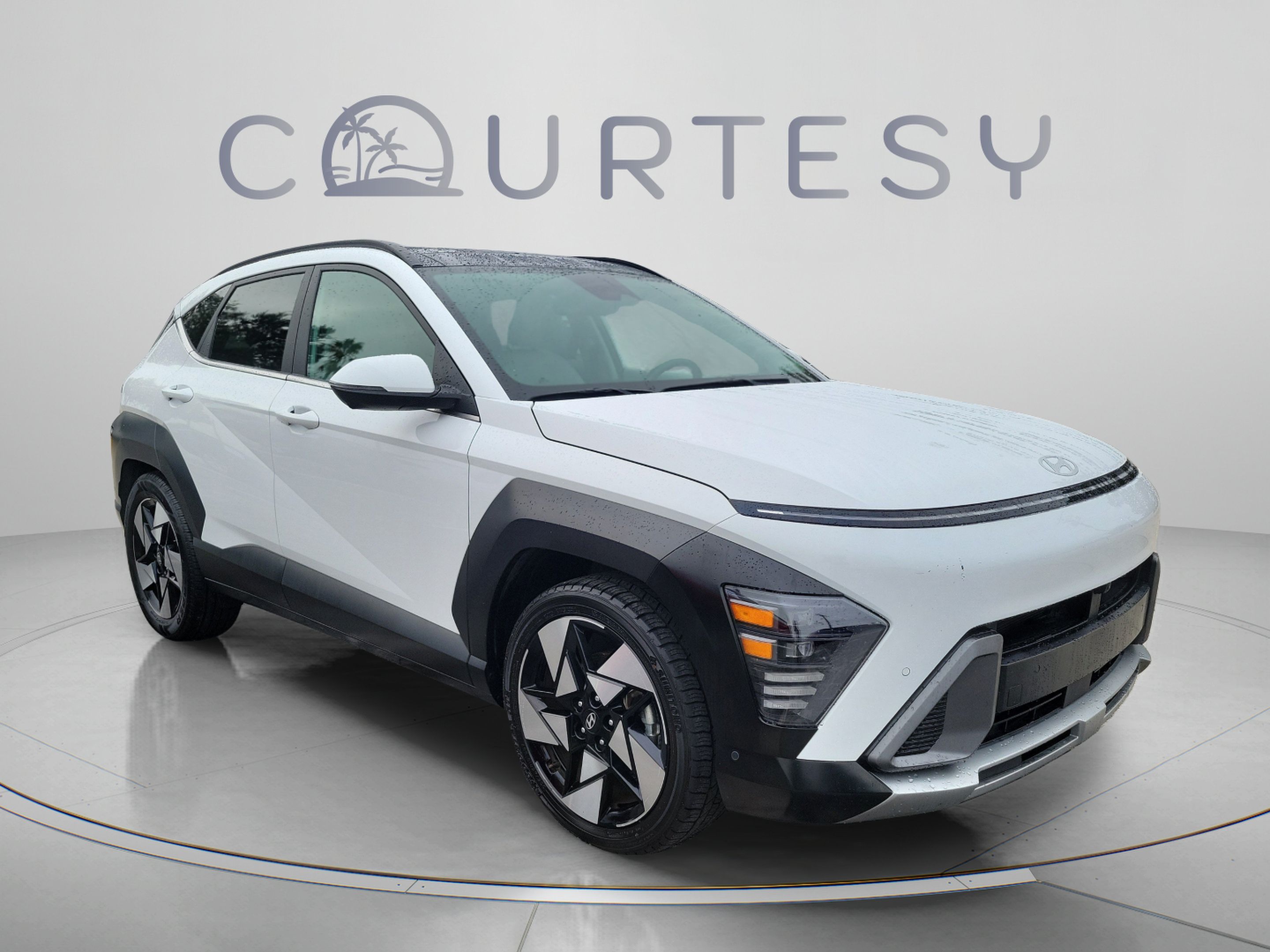 Used 2024 Hyundai Kona Limited FWD image 5