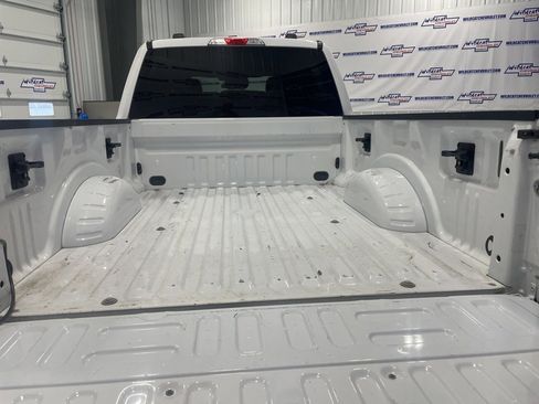 Used 2022 Ford F250 XLT image 6