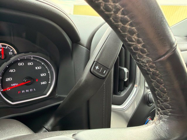 Used 2022 Chevrolet Silverado 1500 LTZ w/ LTZ Premium Package AWD/4WD image 38