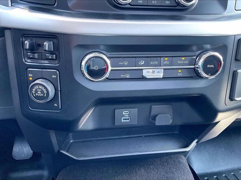 Used 2022 Ford F150 XLT w/ Equipment Group 301A Mid AWD/4WD image 27