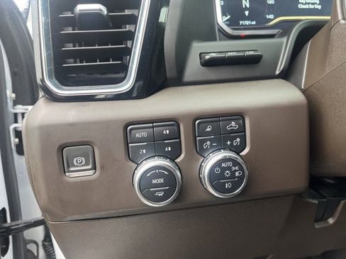 Certified 2024 GMC Sierra 3500 Denali w/ Denali Reserve Package image 13