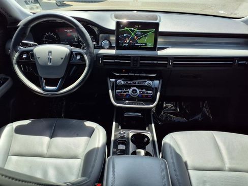 Certified 2021 Lincoln Corsair AWD w/ Premium Package image 17