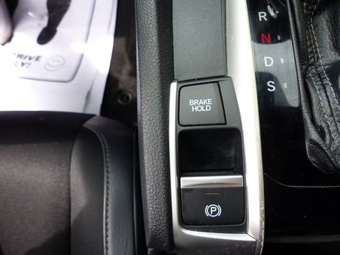 Used 2020 Honda Civic Sport image 31