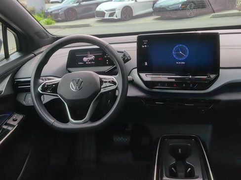 Used 2023 Volkswagen ID.4 Pro S AWD/4WD image 8