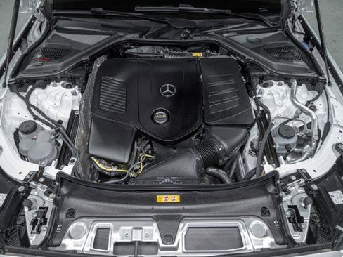 Used 2025 Mercedes-Benz E 350 4MATIC Sedan image 24