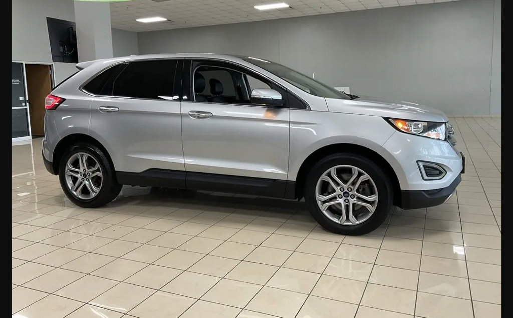 Used 2016 Ford Edge SEL w/ Equipment Group 201A AWD/4WD image 1