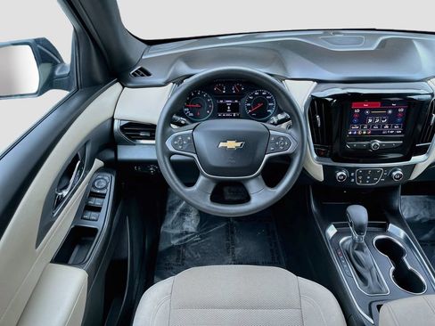 Used 2023 Chevrolet Traverse LS FWD image 20
