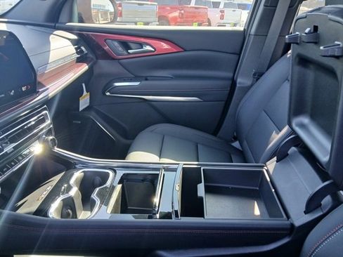 New 2026 Chevrolet Traverse Z71 w/ Enhanced Driving Package image 25