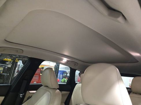 Used 2019 INFINITI QX50 Essential w/ Premium Audio Package FWD image 13