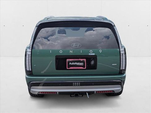 New 2026 Hyundai Ioniq 9 Limited image 8