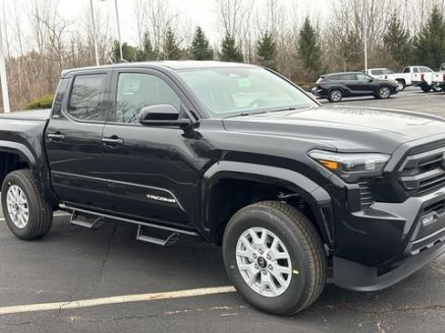 New 2026 Toyota Tacoma SR5 image 30