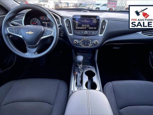 Used 2025 Chevrolet Malibu LT image 15