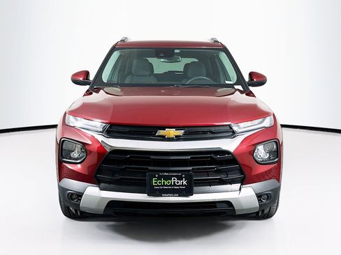 Used 2023 Chevrolet TrailBlazer LT w/ Convenience Package image 2