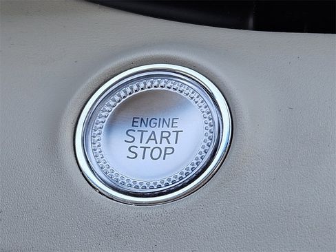 Used 2023 Genesis GV70 2.5T w/ Select Package image 20