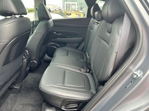 Used 2025 Hyundai Tucson Limited image 25