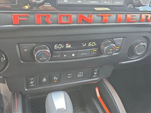 Used 2026 Nissan Frontier PRO-4X AWD/4WD image 15