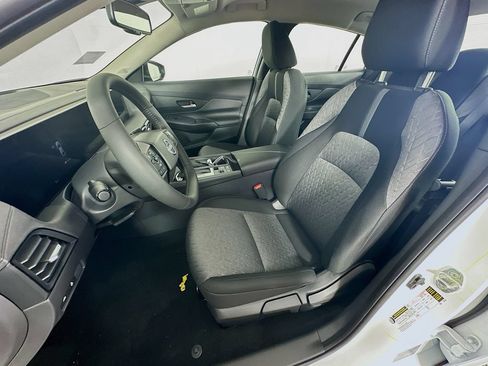 New 2026 Nissan Sentra SV w/ SV Convenience Package FWD image 28
