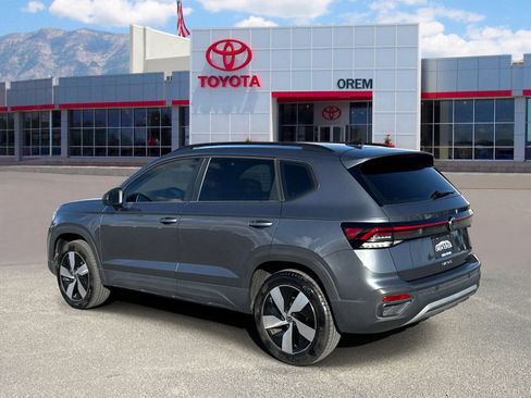 Used 2025 Volkswagen Taos S AWD/4WD image 5