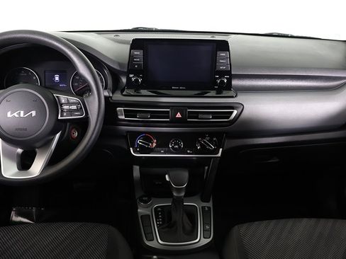 Used 2023 Kia Seltos LX image 32