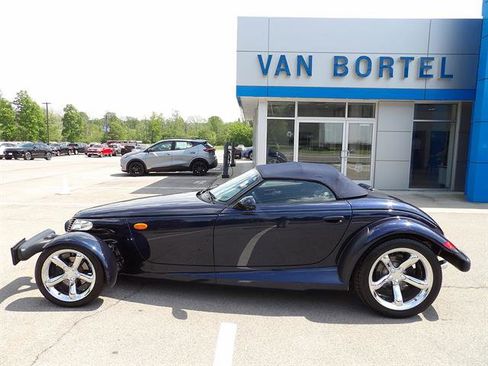 Used 2001 Chrysler Prowler RWD image 31