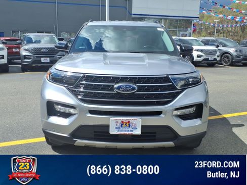 Certified 2023 Ford Explorer XLT w/ Equipment Group 202A AWD/4WD image 2