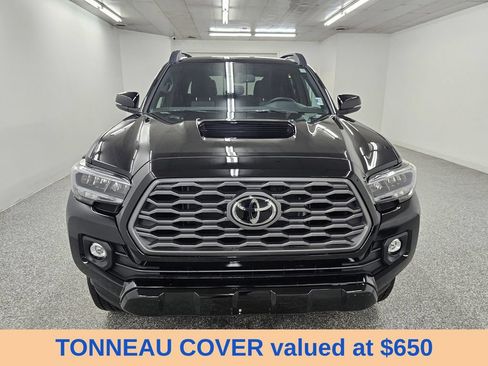 Used 2023 Toyota Tacoma TRD Sport AWD/4WD image 2